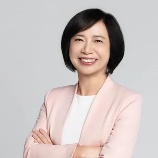 何欣純